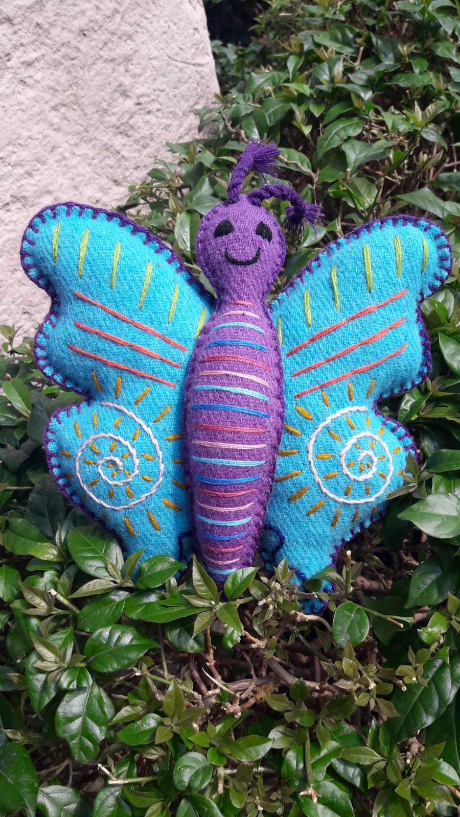 Mongo (Nahual) - Mariposa bordada