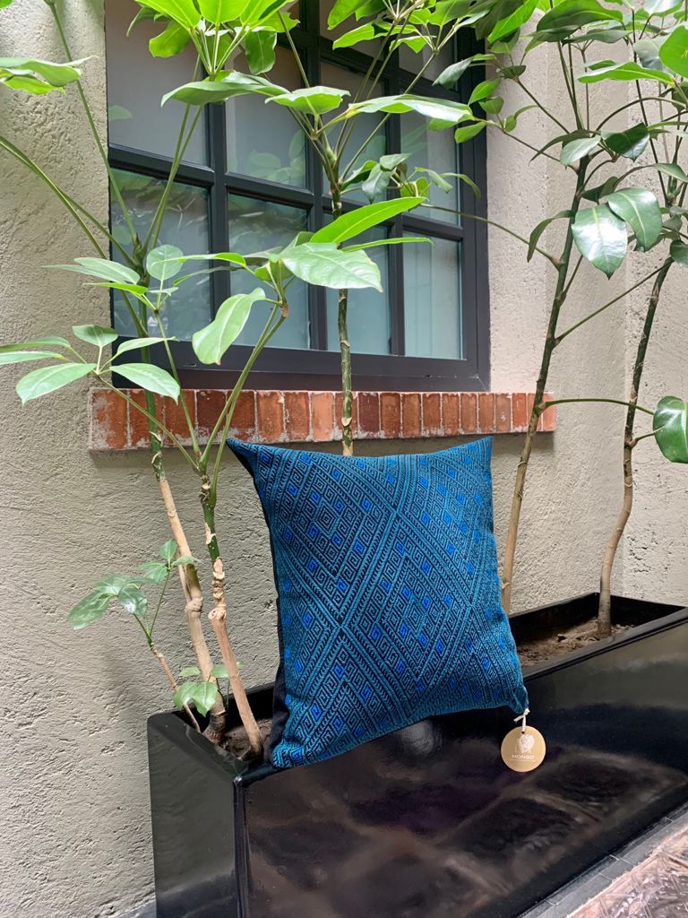 Cojín Telar de Cintura Brocado Universo