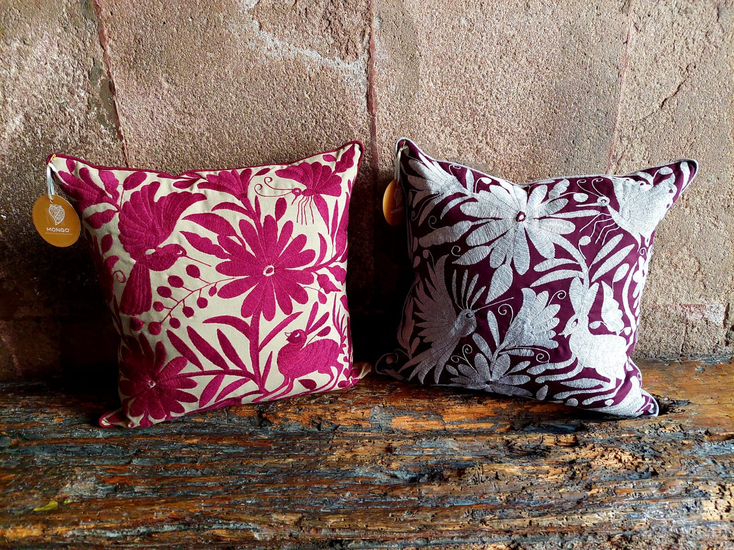 Cojín Otomí Bordado Flora y Fauna