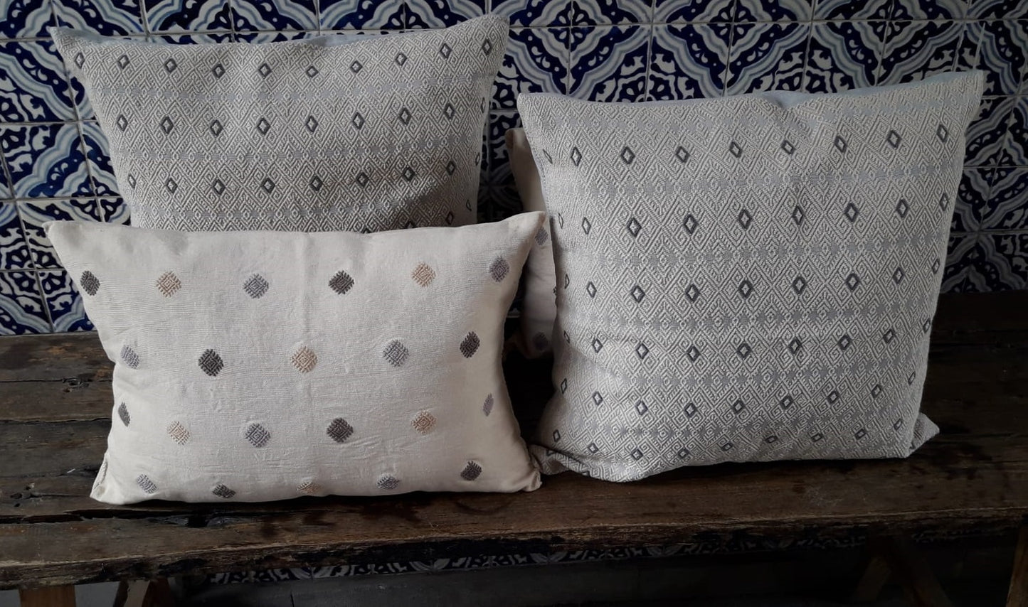 Cojín Papalotl Mariposa