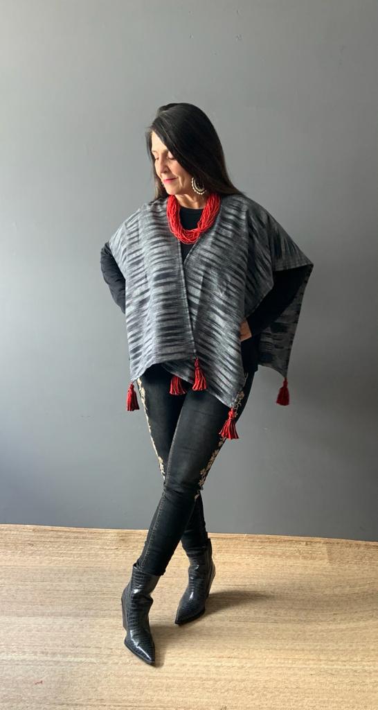 Ruana Corta Zaac ikat