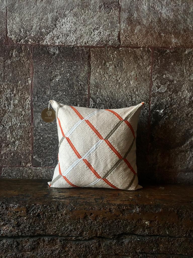 Cojín Brocado Puntos Cardinales