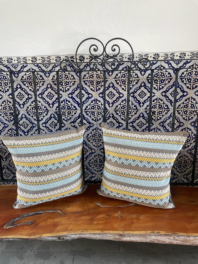 Cojín Telar de Cintura Brocado Combinación Zig Zag