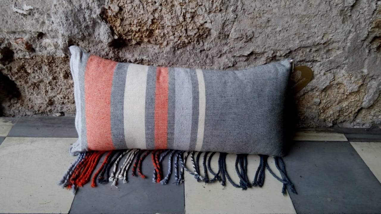 Cojín Zapoteco Lumbar Flecos