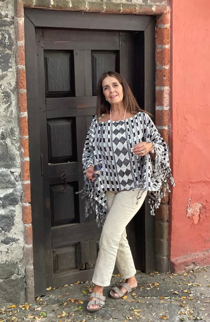 Blusa/Poncho Nazca