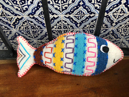 Mongo (nahual) - Pez bordado