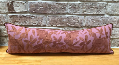 Cojín Doble Lumbar Otomí Bordado Flora y Fauna
