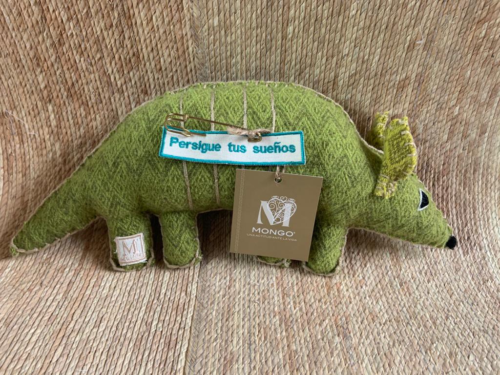 Mongo (Nahual) - Armadillo