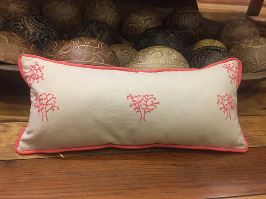 Cojín Otomí Bordado Ceiba
