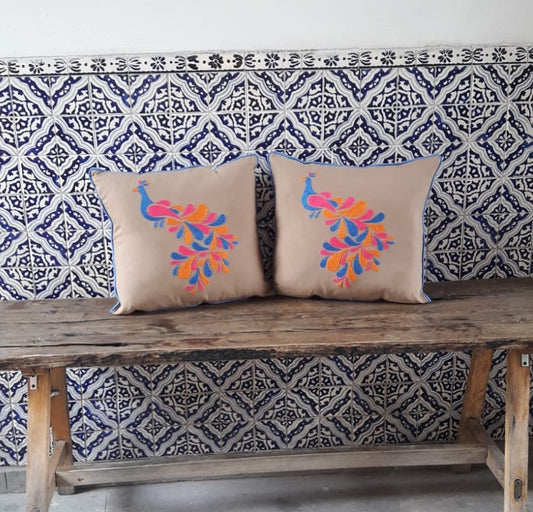 Cojín Mazahua Pavorreal