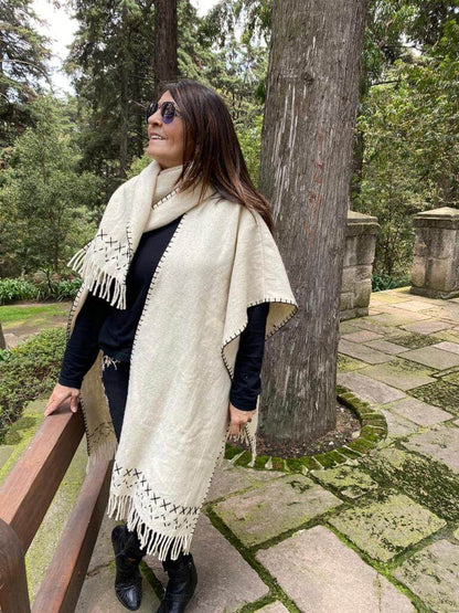 Ruana Bordada