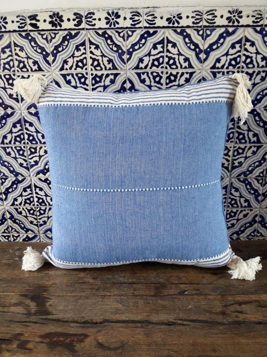 Cojín Zapoteco Pompones