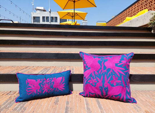 Cojín Otomí Bordado Flora y Fauna